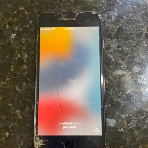 📱 iPhone 8